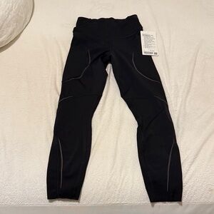 NWT Lululemon Base Pace HR Tight 25” Reflective